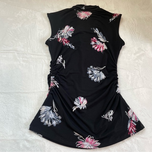 Vince Camuto Black Floral Ruched Stretch Top Sleeveless V-Neck Blouse Size XS - Picture 2 of 9